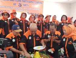Peringati HUT ke-5, Koral Lampung Gelar Bakti Sosial