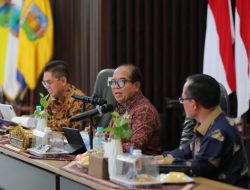 Pimpin Rapim Pemprov Lampung, Pj. Gubernur Samsudin Ajak Seluruh OPD Perkuat Kolaborasi dengan Kementerian Kabinet Merah Putih