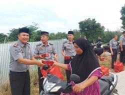 Hari Bhakti Pemasyarakatan ke-60, Lapas Narkotika Bagikan Ratusan Takjil