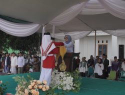 Datang Sebagai Santri, Jihan Jadi Pembina Upacara Hari Santri