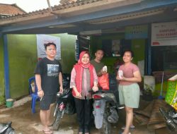 Kostiana Tinjau Warga Terdampak Banjir di Panjang