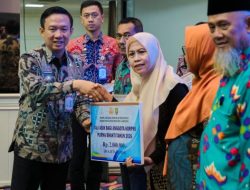 Pemprov Lampung Serahkan Tali Asih, Santunan, dan Penghargaan Korpri