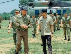 Gubernur Mirza Dampingi Menhan RI Sjafrie Sjamsoeddin Tinjau Fasilitas Markas Komando Batalyon Infanteri TP 848/Satya Pandya Cakti Anak Tuha