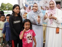 Kolaborasi TP. PKK, DWP, dan OPD Provinsi Lampung Bagikan Ratusan Takjil untuk Masyarakat